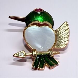 Hummingbird Brooch Enamel Gold Tone Heart Center Bird Pin 1.5” Rhinestone Eye